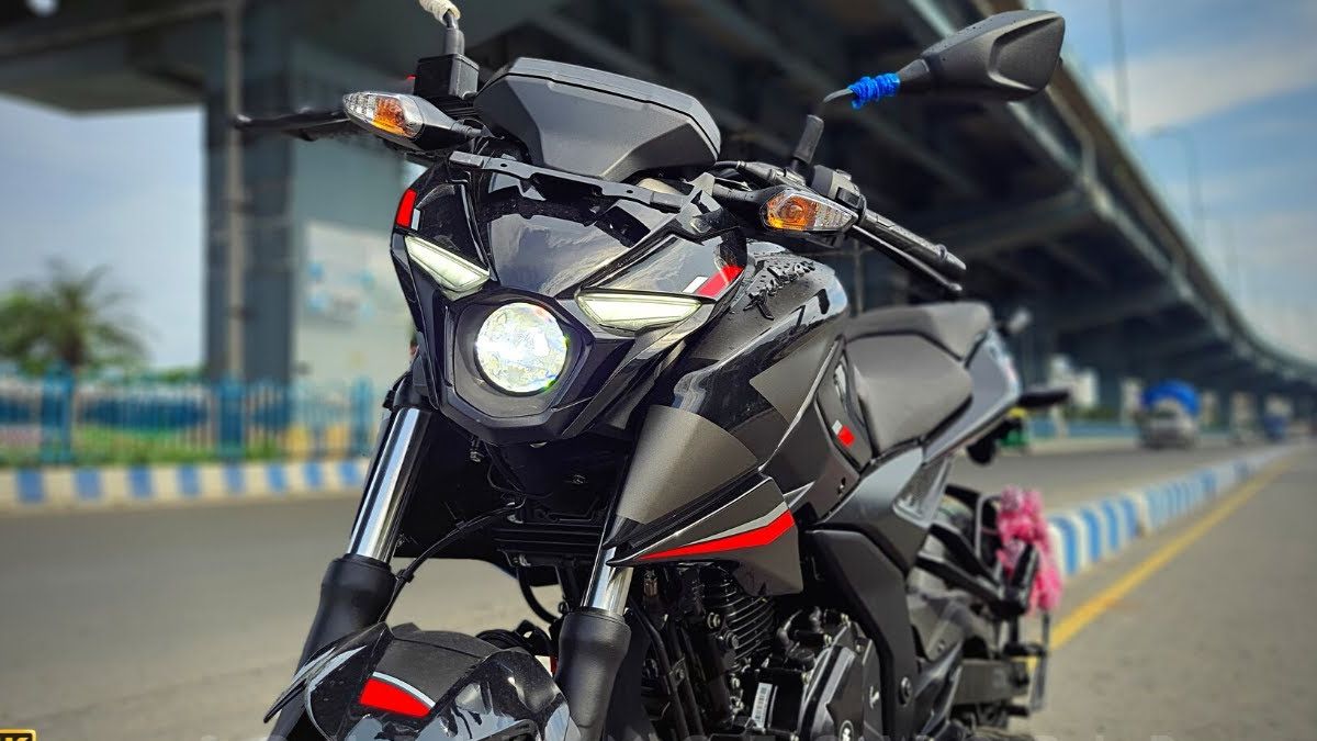 Bajaj Pulsar N160